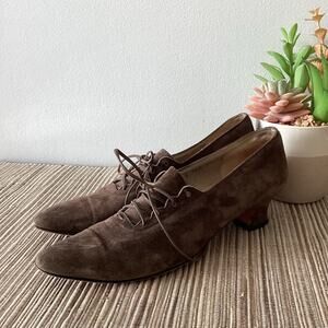 Salvatore Ferragamo Grey Suede Lace Up Low Designer Heel Shoes Italy Size 8